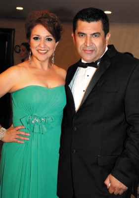 Del Campo International School grad