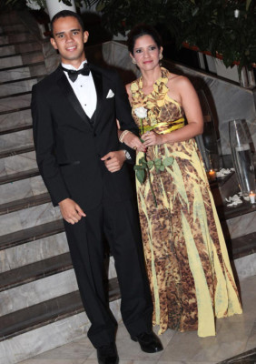 Del Campo International School grad