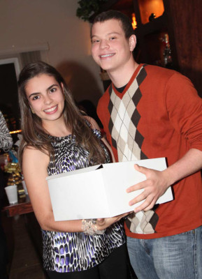Gift exchange de los Seniors de la Americana