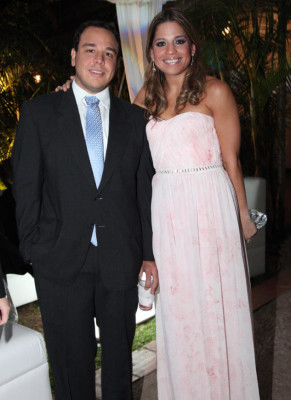 La boda de René Serrano y Elisa García