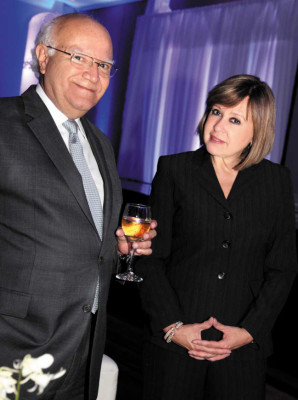 EstrategiayNegocios se une a OPSA