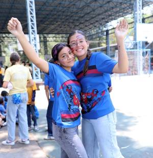 En una jornada especial, la comunidad estudiantil de Macris School se reunió para celebrar una de las tradiciones más esperadas del año, una actividad que promueve el respeto, el trabajo en equipo y el orgullo de pertenecer a la institución.