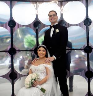 Carlos Méraz y Anahí Figueroa.