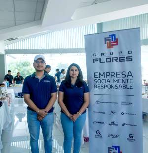 El Bazar Creciendo Juntos convocó a colaboradores de Grupo Flores en San Pedro Sula para vivir una experiencia marcada por la creatividad, el talento local y el espíritu emprendedor. A través de Ruta 360, la marca continúa impulsando iniciativas que fortalecen la comunidad, generan oportunidades y acompañan el crecimiento de su gente. Porque emprender también es conectar y crecer juntos.