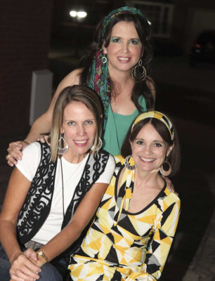 Groovy night para Daniella Aragón