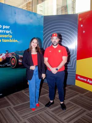 Blanca Cardona, gerente de mercadeo del Club Hondureño Árabe y Óscar Cuadra, retail manager de Shell Honduras.