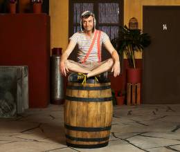 “Chespirito: Sin querer queriendo” El ídolo mexicano regresa en versión streaming