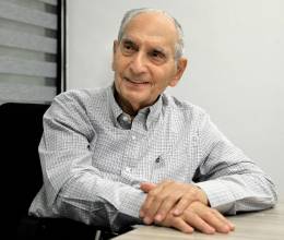 Nuestro adiós a Emilio Larach. Un empresario íntegro y visionario que entendió que el verdadero éxito se construye generando progreso para el país y bienestar para los demás. Su legado permanecerá imborrable en una sociedad en la que marcó huella.