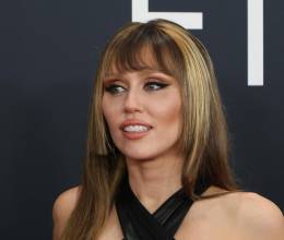 Something Beautiful, así tituló Miley Cyrus su noveno álbum, producido en conjunto con Shawn Everett.