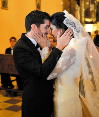 La boda de Atenas Hernández y Juan Merino