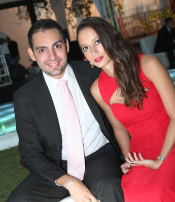 La boda de René Serrano y Elisa García