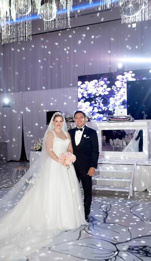 La boda de José Luis Martínez y Melissa Wolozny