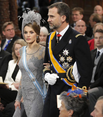 Príncipes y duques asisten a la coronación