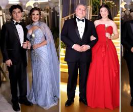 Con elegancia y emoción, los seniors de la Academia Pinares desfilaron junto a sus orgullosos padres, protagonizando uno de los momentos más significativos de su fiesta de graduación, lleno de orgullo, amor y recuerdos inolvidables