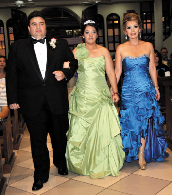 Happy b’day Marisa!