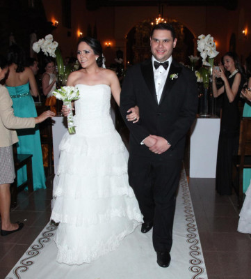 La boda de René Serrano y Elisa García