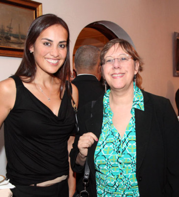 Claudia Rogel y Lisa Kubiske