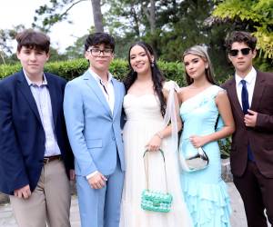 Los seniors 2026 de Hillcrest School celebraron su tradicional desayuno de promoción en el restaurante La Cumbre. Elegantes y emocionados, los jóvenes compartieron una mañana especial mientras cuentan los días para su graduación.