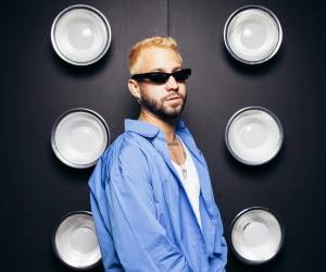 El reconocido cantante Mora se presentará en Tegucigalpa como parte de su gira “Lo Mismo De La Otra Vez By Mora”, haciendo su debut oficial en Honduras. Muchos fanáticos esperaban con ansias la visita del puertorriqueño, quien anteriormente había cancelado un concierto en el país. Si no lo conoces, aquí te dejamos datos que debes conocer sobre él.
