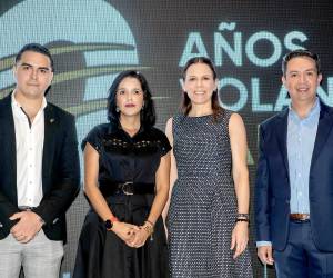 Con un cóctel que reunió a autoridades aeroportuarias, representantes del sector turismo, agencias de viajes, clientes, invitados especiales y medios de comunicación, Copa Airlines celebró 20 años de operaciones conectando a San Pedro Sula con las Américas. El encuentro, realizado en el rooftop del hotel Aloft, fue el escenario para conmemorar dos décadas de crecimiento y reafirmar el compromiso de la aerolínea con Honduras, ofreciendo actualmente dos vuelos diarios que enlazan a la ciudad con 85 destinos en más de 30 países a través del Hub de las Américas®, ubicado en Panamá.