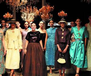 Luz Ernestina Mejía presenta su colección Rosas Azules en BAC Estilo Moda 2025