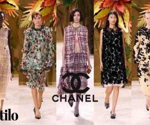 El director creativo de Chanel, Matthieu Blazy, creó un jardín con una escenografía compuesta por flores en 3D, enredaderas y hojas gigantes, que evocó los paisajes emblemáticos de cuentos clásicos como “Ricitos de Oro”, “El Gato con Botas” y “El patito feo” en el Grand Palais de París para presentar la colección Haute Couture de otoño-invierno 2026-2027 de la <i>maison</i>.