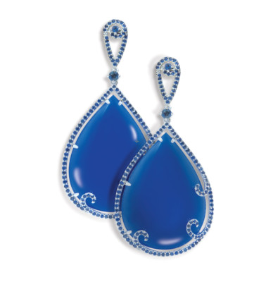 ‘Tis the season to give!