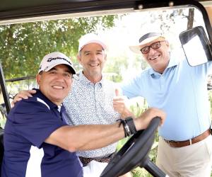 El Country Club de Tegucigalpa celebró el torneo de golf “Juan Carlos Álvarez”, una jornada marcada por el espíritu deportivo, la camaradería y la pasión por el deporte. Los participantes disfrutaron de un día lleno de emoción en uno de los encuentros más esperados por los amantes del golf.