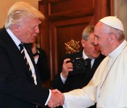 Este sábado, Roma será el epicentro de una de las ceremonias más significativas de la historia contemporánea. El funeral del Papa Francisco reunirá a líderes de todas las latitudes, figuras clave de la política internacional, monarcas y dignatarios. A continuación, una guía detallada de los asistentes confirmados.