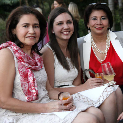 Pink party a beneficio de FUNHOCAM