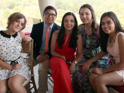 Bianca Montangero, Diego Zúniga, Samantha Montes, Ana Isabella Merriam, Emine González