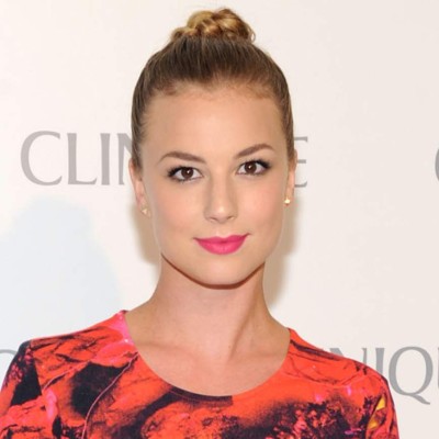 Happy birthday, Emily VanCamp!