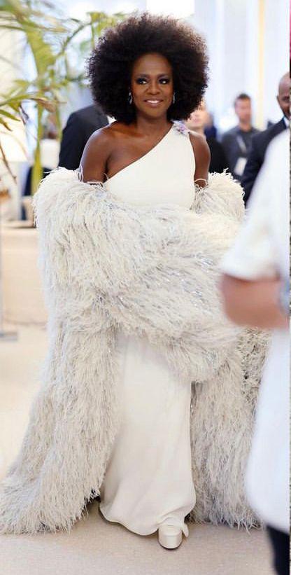 Viola Davis de Valentino FW22 Couture