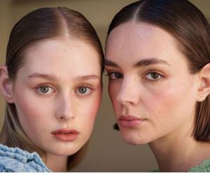 Este año, las cejas se llevan suaves, naturales y con textura, dejando atrás los arcos excesivamente definidos. Desde el <i>Boy Brow</i> hasta el laminado suave, pasando por degradados y estilos creativos, las tendencias 2026 celebran la autenticidad, el volumen sutil y la versatilidad, ofreciendo opciones para looks cotidianos y editoriales de impacto.