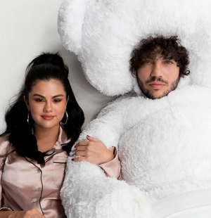 Benny Blanco, el visionario detrás de éxitos que han dominado las listas de éxitos, es más que un simple productor musical. Te sumergiremos en el fascinante mundo de Benny Blanco, explorando sus curiosidades más intrigantes y descubriendo qué hace que este prodigio musical sea tan sonado y cotizado.