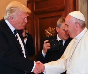 Este sábado, Roma será el epicentro de una de las ceremonias más significativas de la historia contemporánea. El funeral del Papa Francisco reunirá a líderes de todas las latitudes, figuras clave de la política internacional, monarcas y dignatarios. A continuación, una guía detallada de los asistentes confirmados.