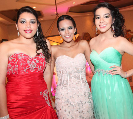 Del Campo International School grad