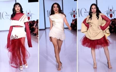 La colección “FOR I HAVE SINNED” de Rosángel Donaire en BAC Estilo Moda 2025 nos invitó a explorar el lado más profundo del ser humano. Con una visión surrealista, la diseñadora interpretó el pecado desde una perspectiva artística y abstracta, incorporando elementos que reflejan la oscuridad y la contradicción que habitan en todos nosotros. Cada look narró una historia a través de texturas como el mesh, el podesua y la organza, en una paleta dominada por el rojo, ivory y dorado.