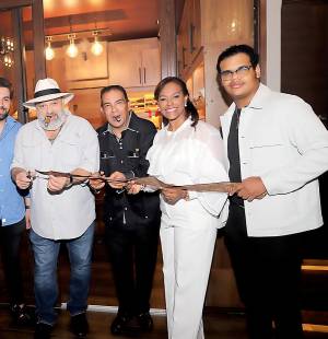 En el muy de moda Ciudad Nueva se encuentra JERKO CIGAR LOUNGE un lugar exclusivo para los aficionados de los puros, tanto locales como extranjeros.