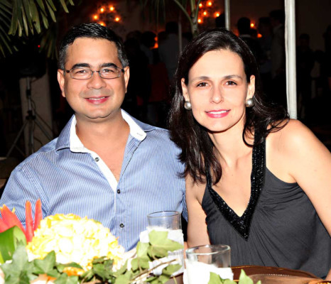 Happy birthday Carlos Gallardo!