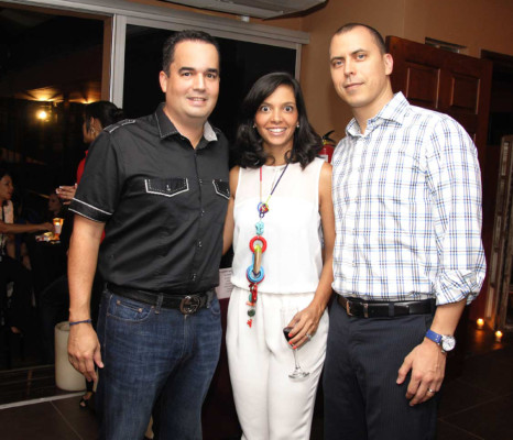 Eduardo Alvarez, Adriana Callejas y Ruy Merriam