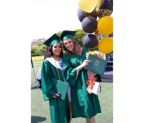 Valeria Solorzano y Ana Lobo