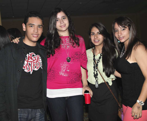 Alegre despedida para los seniors de la Elvel School