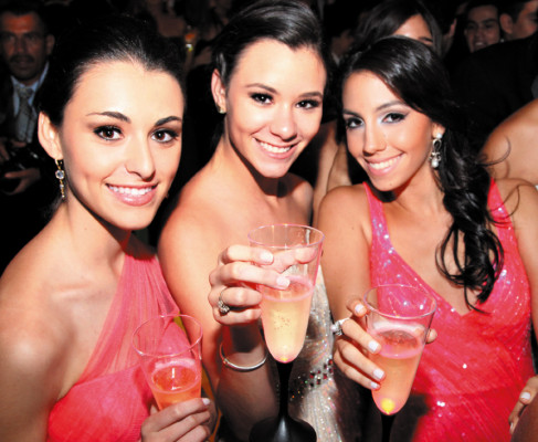 La prom de la Escuela Americana