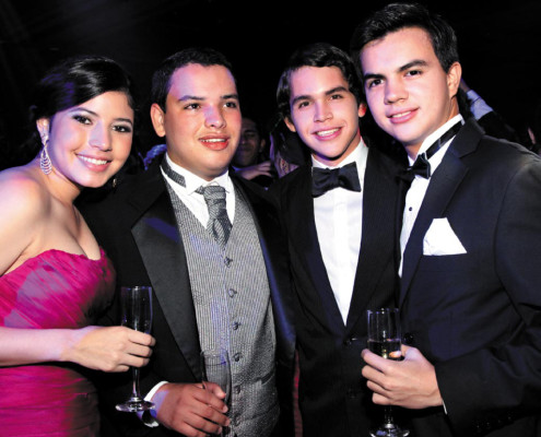 Del Campo International School grad