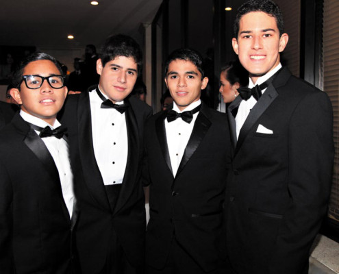 Del Campo International School grad