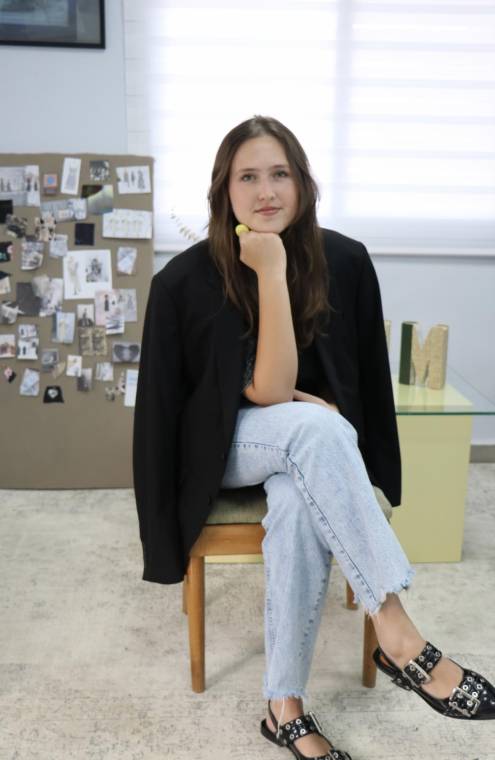 Ella es parte de una nueva generación de creativos que prometen transformar el escenario de la moda en Honduras. A sus 23 años, Francesca Heyer está al frente de María Mírame, una marca de slow fashion que enamora de inmediato.