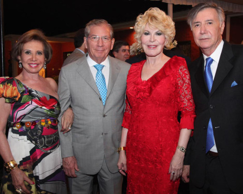 La boda de Ginette Gutiérrez y Eduardo Waddington