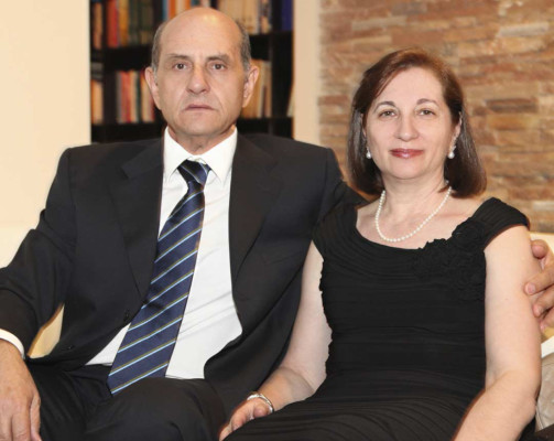 El compromiso matrimonial de Atenas Hernández y Juan Merino