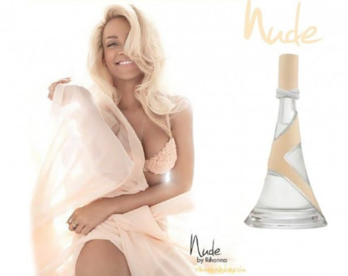 Rihanna promociona nueva fragancia